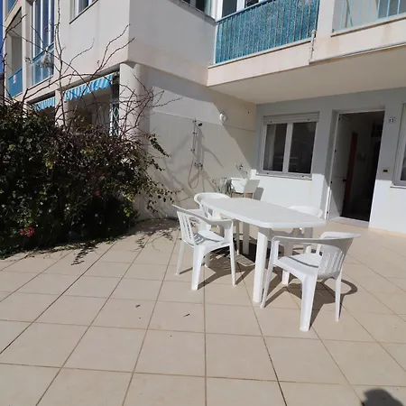 Lucrezia In Appartement Otrante